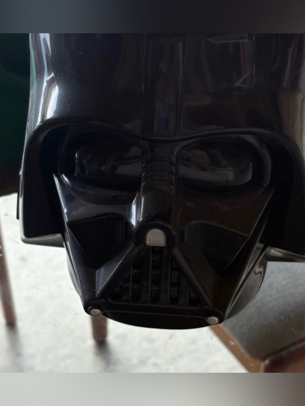 Darth Vader Helmet candy Bucket. halloween treats basket. Vintage. Good conditio